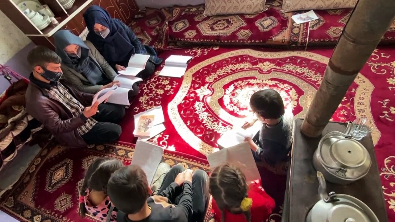 Hochschulverbot für Frauen in Afghanistan: 'Ich wünschte, ich wäre tot'