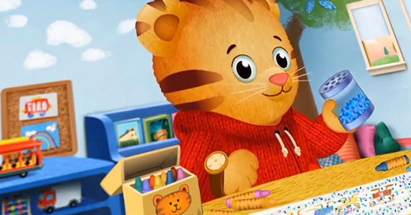 Daniel Tiger's Neighborhood Daniel Tiger’s Neighborhood S02 E017 Daniel Thinks of Others / Daniel Thinks of What Margaret Needs