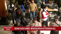 Momen Ferdy Sambo Cium dan Peluk Putri Candrawathi di Ruang Sidang