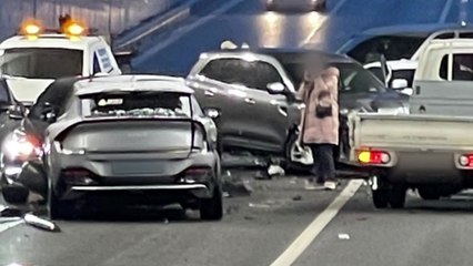 대전 유성구 도안지하차도 교통사고 1명 사망..."도로 살얼음 추정" / YTN