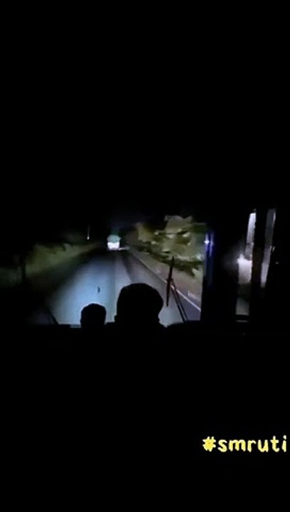 TRUCK BRAKE FAILS middle of crowded streets in India
