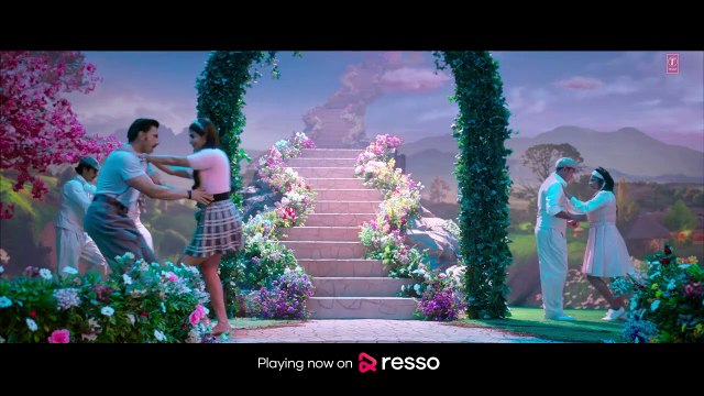 Aashiqui (Video) Cirkus ,Rohit Shetty, Ranveer Singh, Pooja, Jacqueline , Badshah, Hiten, Amrita