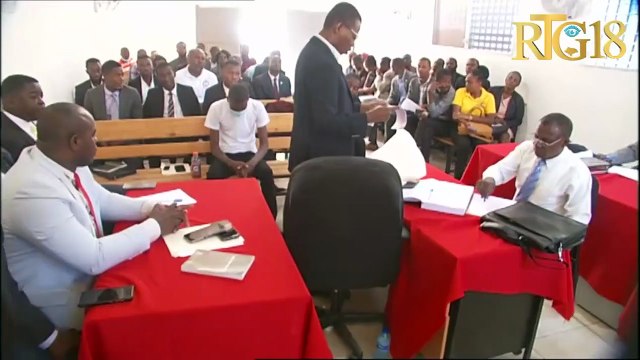 Odyans kriminèl san asistans jiri yo ap dewoule nan TPI Pòtoprens; yon lòt prizonye libere.