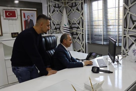 Adıyaman Belediye Başkanı Kılınç, AA'nın Yılın Fotoğrafları oylamasına katıldı