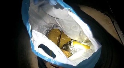 Aracın zulasında kokain çıktı, "Adana'ya gezmek için geldik" dediler