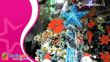 Warga Medan Mulai Berburu Pohon dan Pernah-pernik Natal