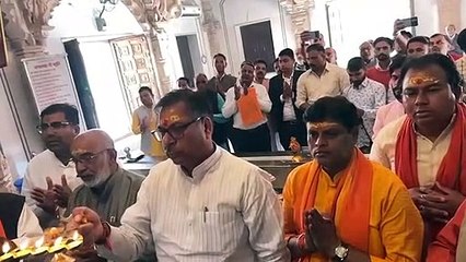 मां त्रिपुरा सुंदरी के दरबार में पहुंचे सतीश पूनिया