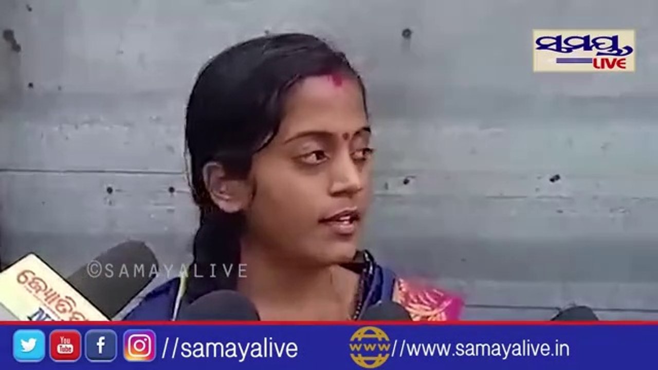 LEDKI KYA KHILONA HE