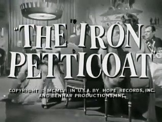 Whisky, Vodka et Jupon de fer Bande-annonce (EN)