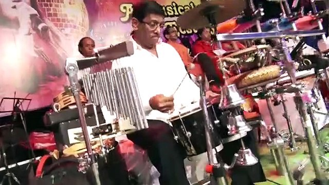 Aa Ri Aaja Nindiya | Moods Of Lata Mangeshkar & Kishor Kumar | Priyanka Mitra Live Cover Performing Song ❤❤