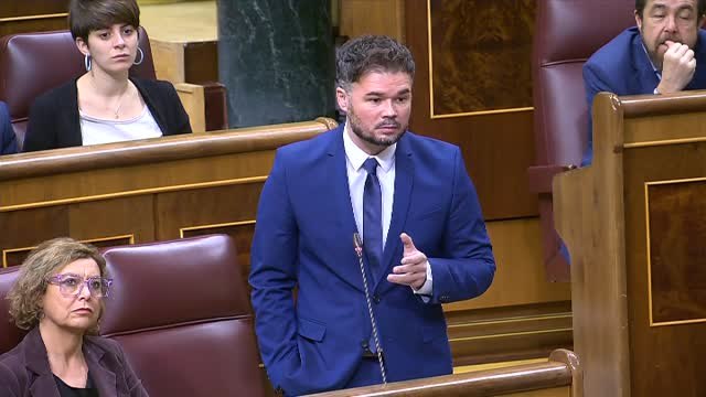 Sánchez: Tendrán que ser los grupos parlamentarios los que decidan la solución al conflicto institucional creado por una mayoría conservadora en el TC