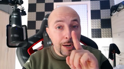 Ore 14, Milo Infante ascolta il fuori onda dell'inviata e fa chiudere l'audio