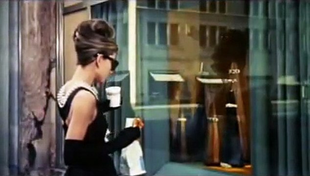'Desayuno con diamantes' Tráiler