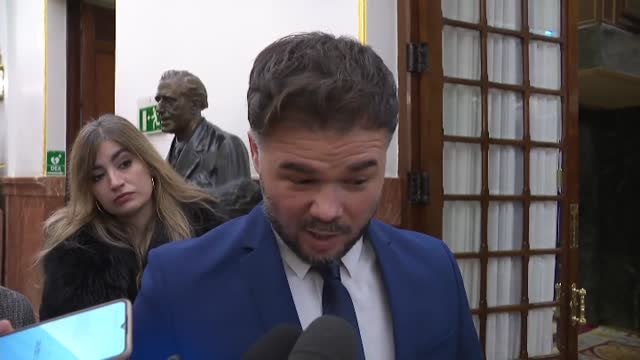 Rufián confirma que negocia la nueva ley sobre el TC: Las cosas buenas, mejor rápidas que lentas