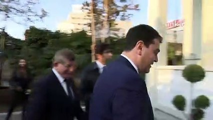 Davutoğlu, Uysal'ı Celal Bayar Köşkü'nde ziyaret etti