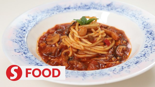 Retro Recipe: Vegetarian bolognese