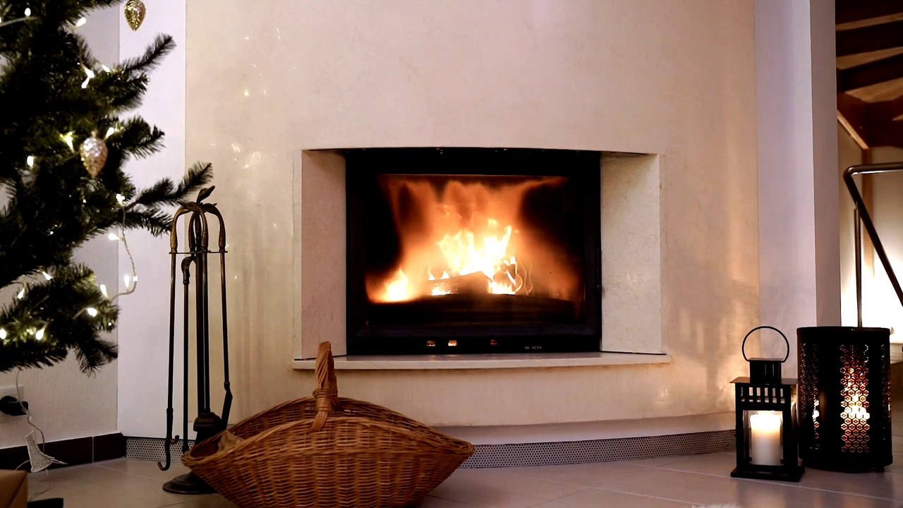 Christmas music instrumental song || instrumental christmas music with crackling fireplace || christmas fireplace with crackling fire sounds