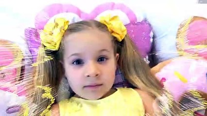 Diana and Roma Pretend Play Fun with Magic Wand Hairbrush