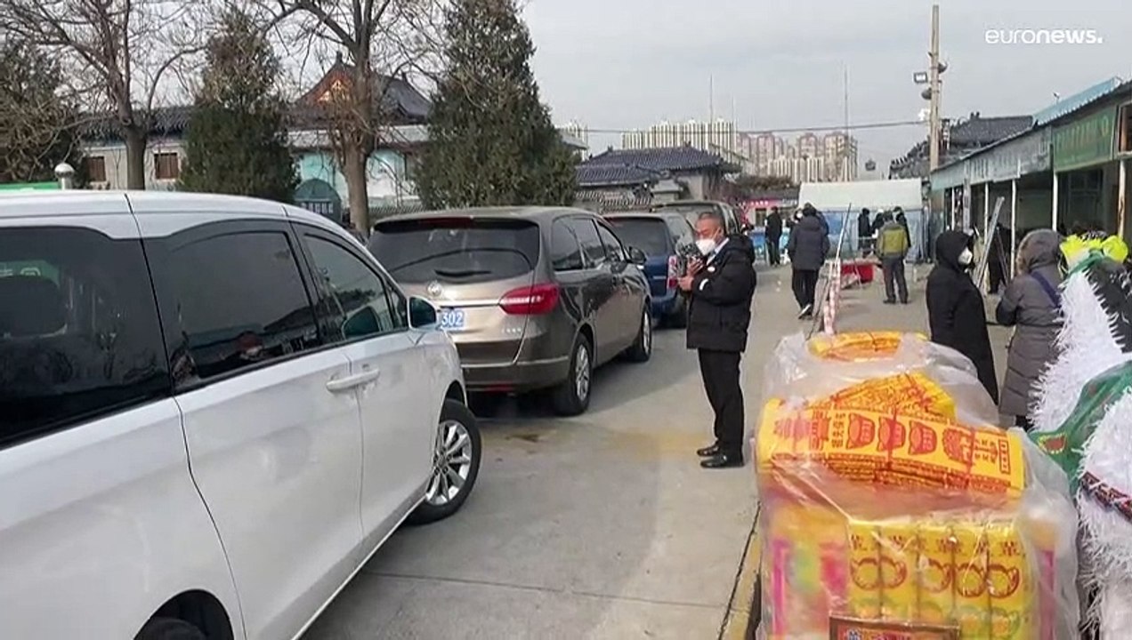 Corona-Chaos in China: Expert:innen warnen vor zwei Millionen Todesfällen