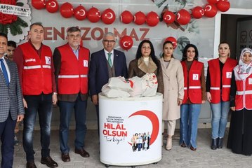 Türk Kızılay'dan Mersin'deki ihtiyaç sahibi öğrencilere kışlık yardımı