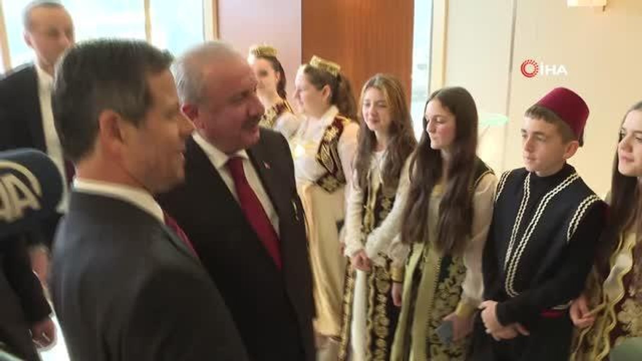 TBMM Başkanı Şentop: "Türkçe, ortak aidiyetimizi artırıyor, milli varlığımızı yaşatıyor""Türkçe barışın, huzurun ve beraberliğimizin sembolü olmayı...