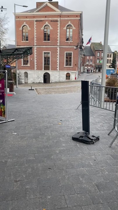 La Grand-place de Beaumont en travaux