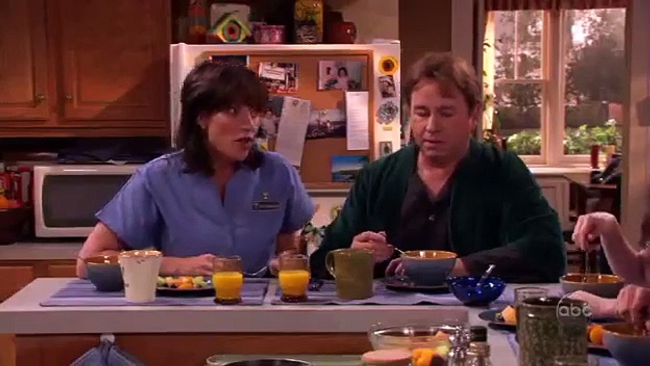 8 Simple Rules - Se2 - Ep01 HD Watch HD Deutsch