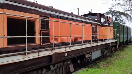 L'arrivée du train de Noël en gare de Breuilpont, dans l'Eure