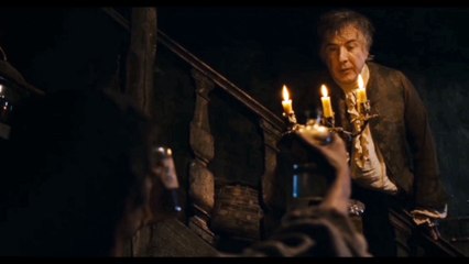 परफ्यूम की कहानी: हत्या की रहस्यमय दुनिया | हिंदी और उर्दू में समझें