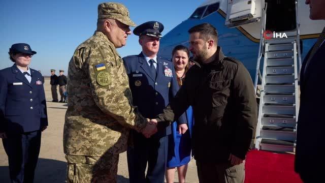 Ukrayna Devlet Başkanı Zelenskiy ABD'deZelenskiy, savaşın ardından ilk kez yurt dışına çıktı