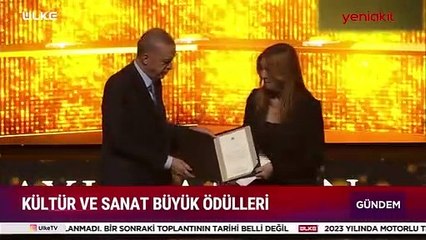 Cumhurbaşkanı Erdoğan'ın Yılmaz Erdoğan'a ödül vermesi bazı kesimleri rahatsız etti!