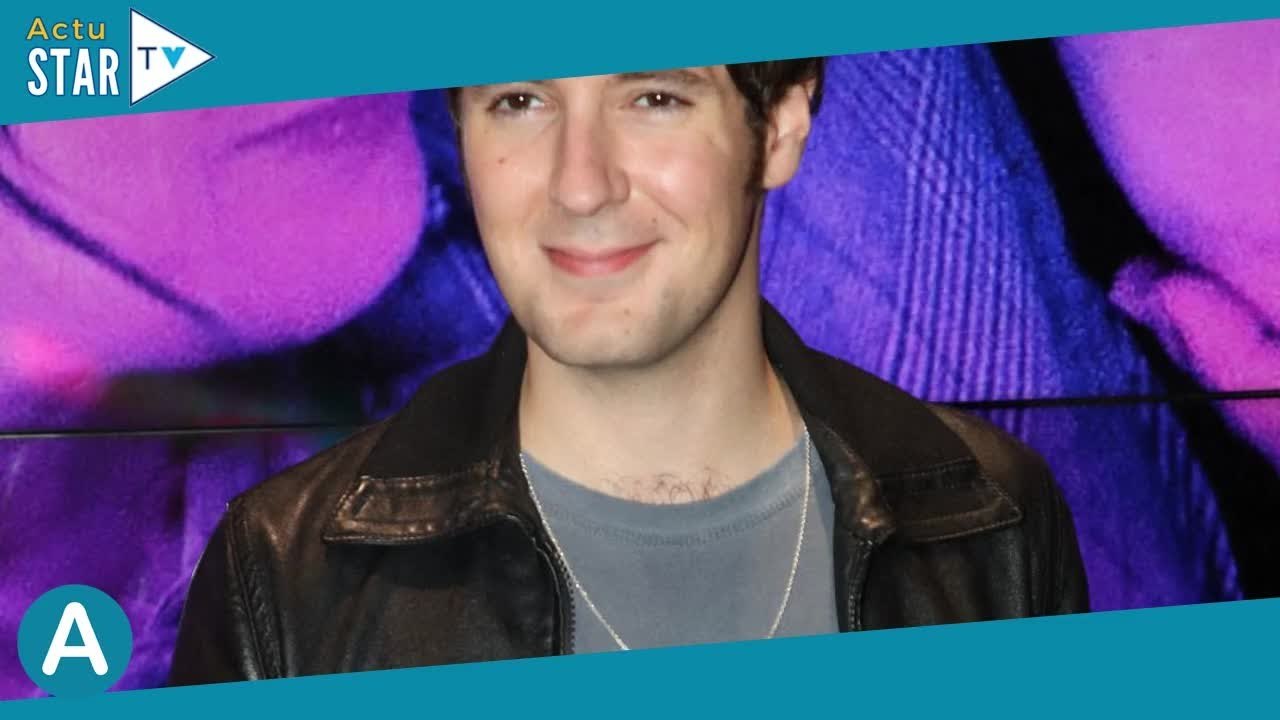 "Il faut que je lève le pied" : Anxiété, nausée, insomnie... Vincent Lacoste évoque sa santé sans fi