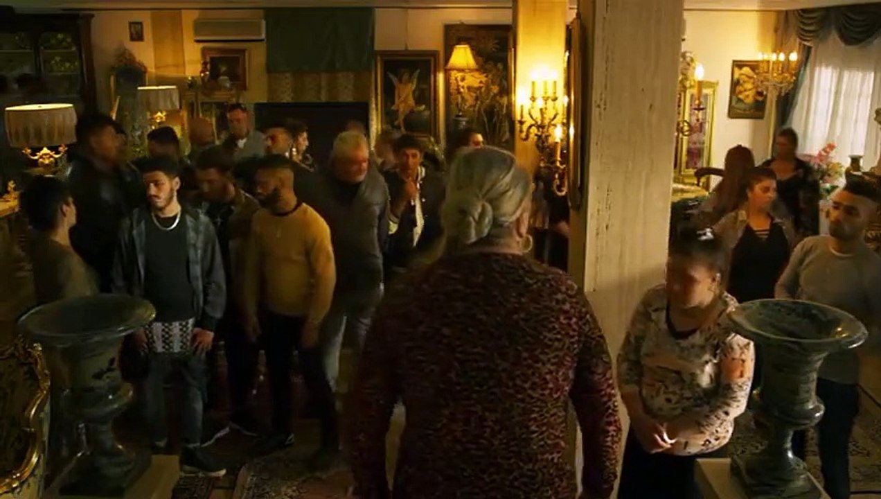 Suburra - Se2 - Ep07 - Saints Peter and Paul HD Watch HD Deutsch