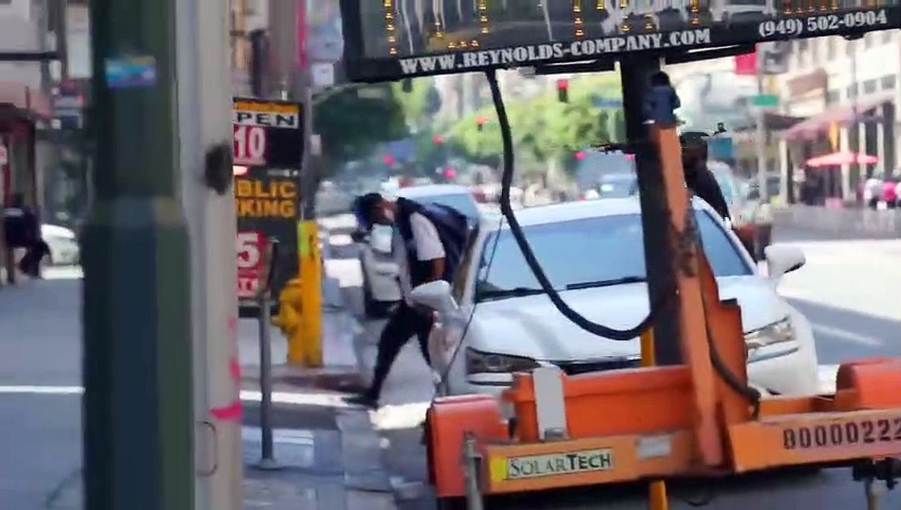 Throwing FAKE GANG SIGNS on Thugs in the Hood GONE WRONG! (MUST WATCH