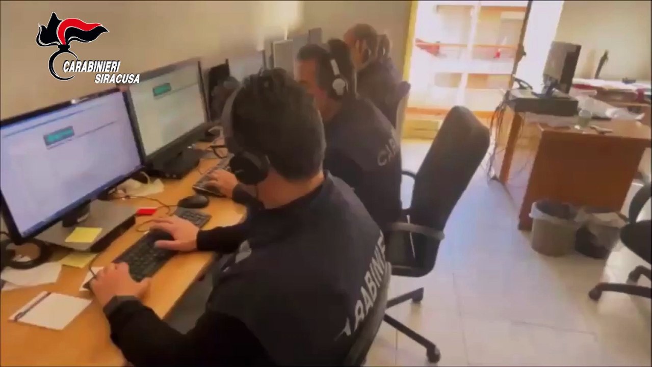 Due arresti per estorsione a Siracusa, chiedevano 25 mila euro per spese processuali