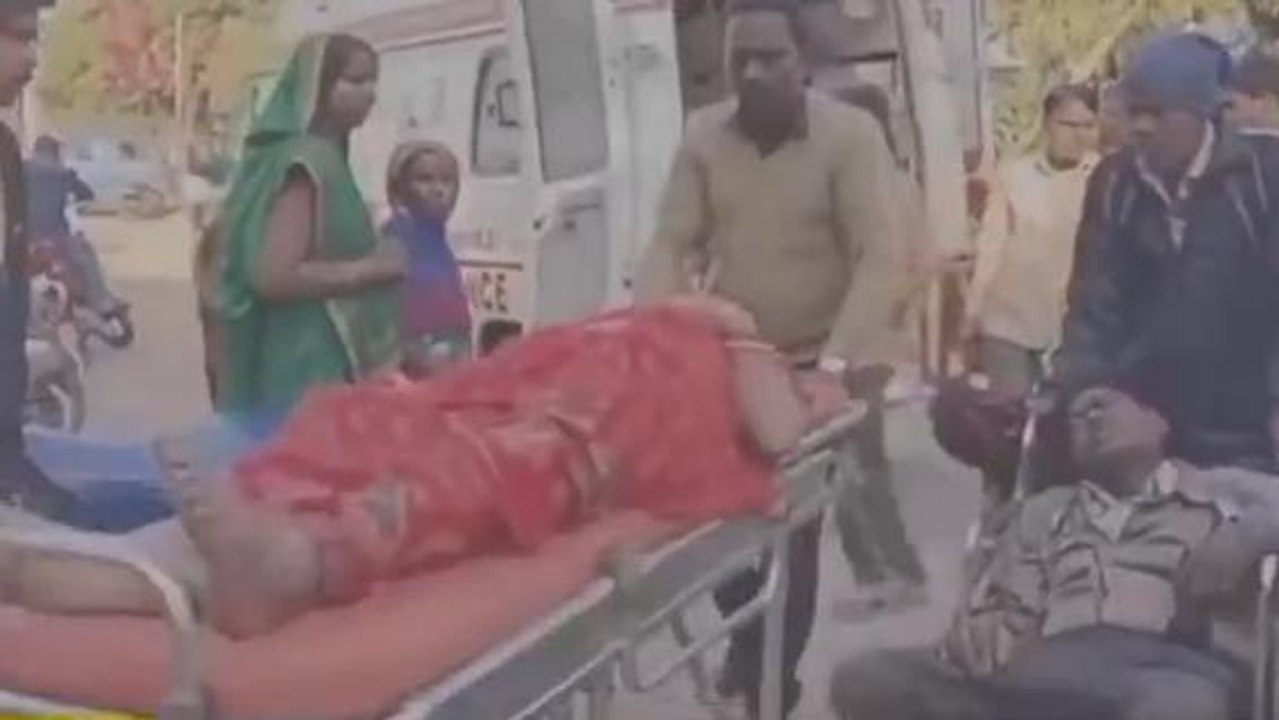 भीषण सड़क हादसा,ऑटो को हाइवा ने मारी टक्कर, 7 लोग हुए गंभीर घायल