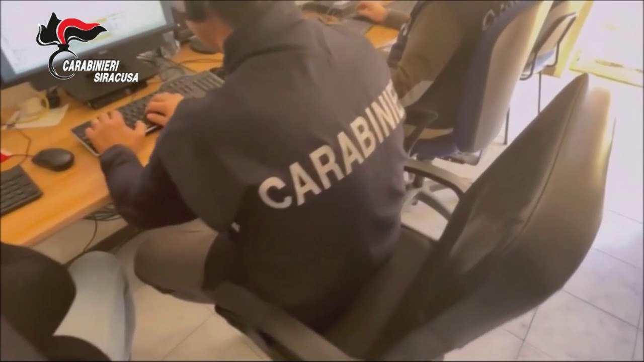 Tentata estorsione da 25 mila euro, due arresti nel siracusano