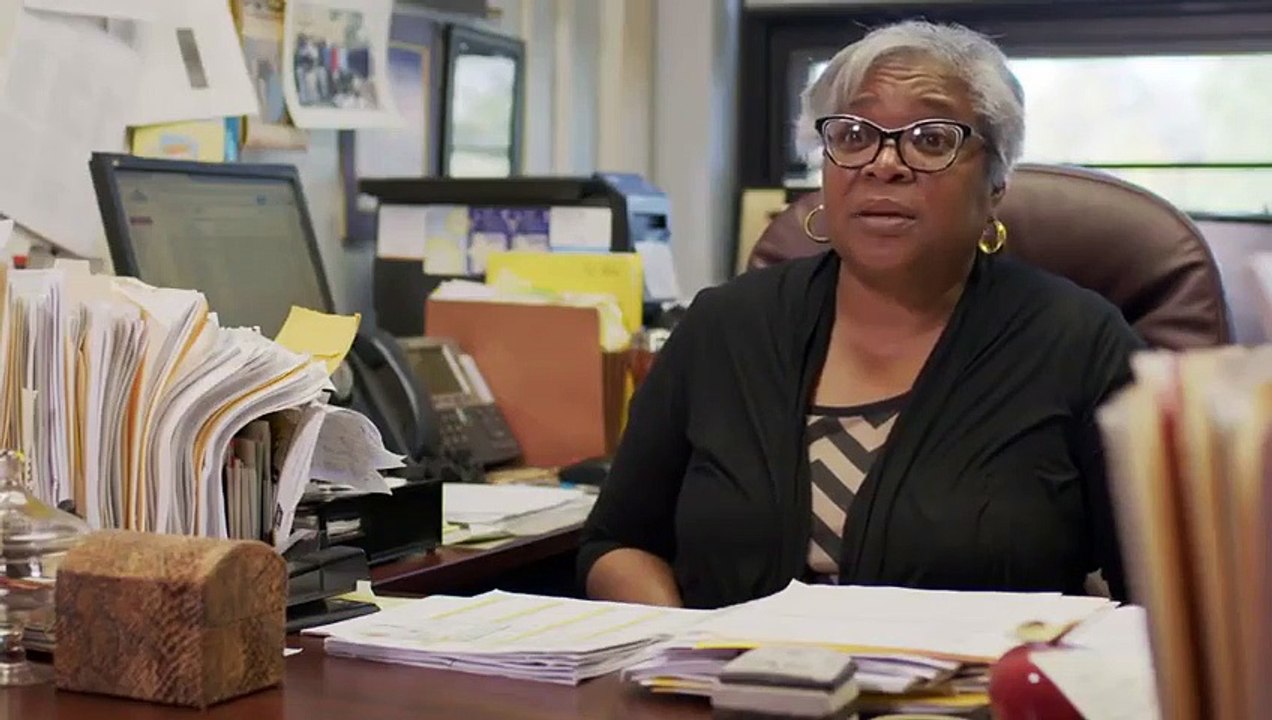 Undercover High - Se1 - Ep04 - Shots Fired HD Watch HD Deutsch