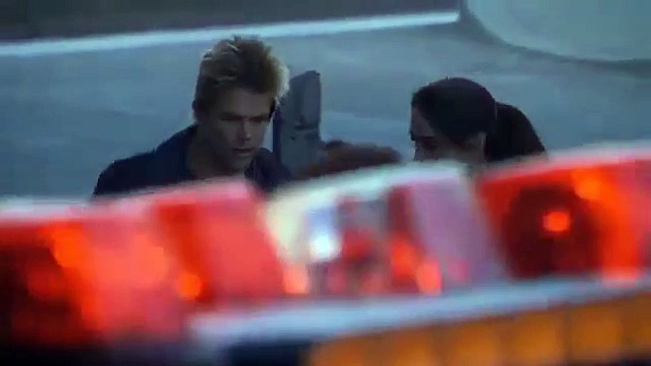 Witchblade (Live Action) - Se1 - Ep02 - Parallax HD Watch HD Deutsch