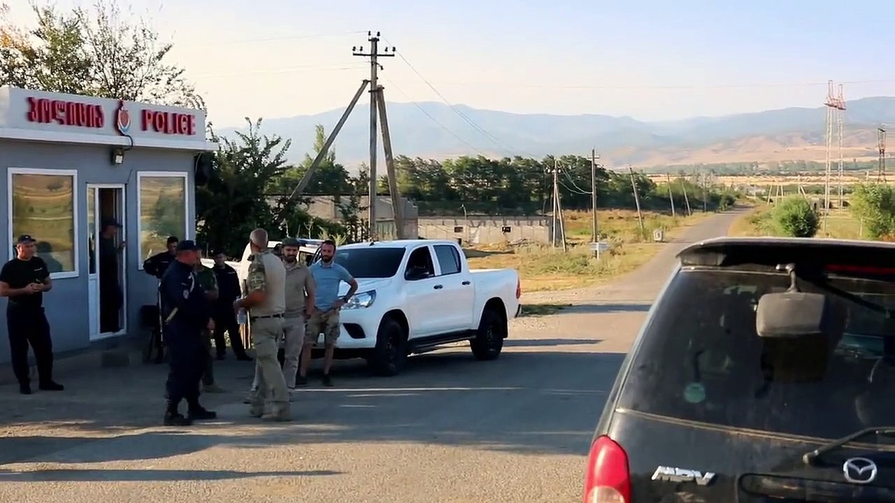 Last Woman on Earth with Sara Pascoe - Se1 - Ep02 - Georgia HD Watch HD Deutsch