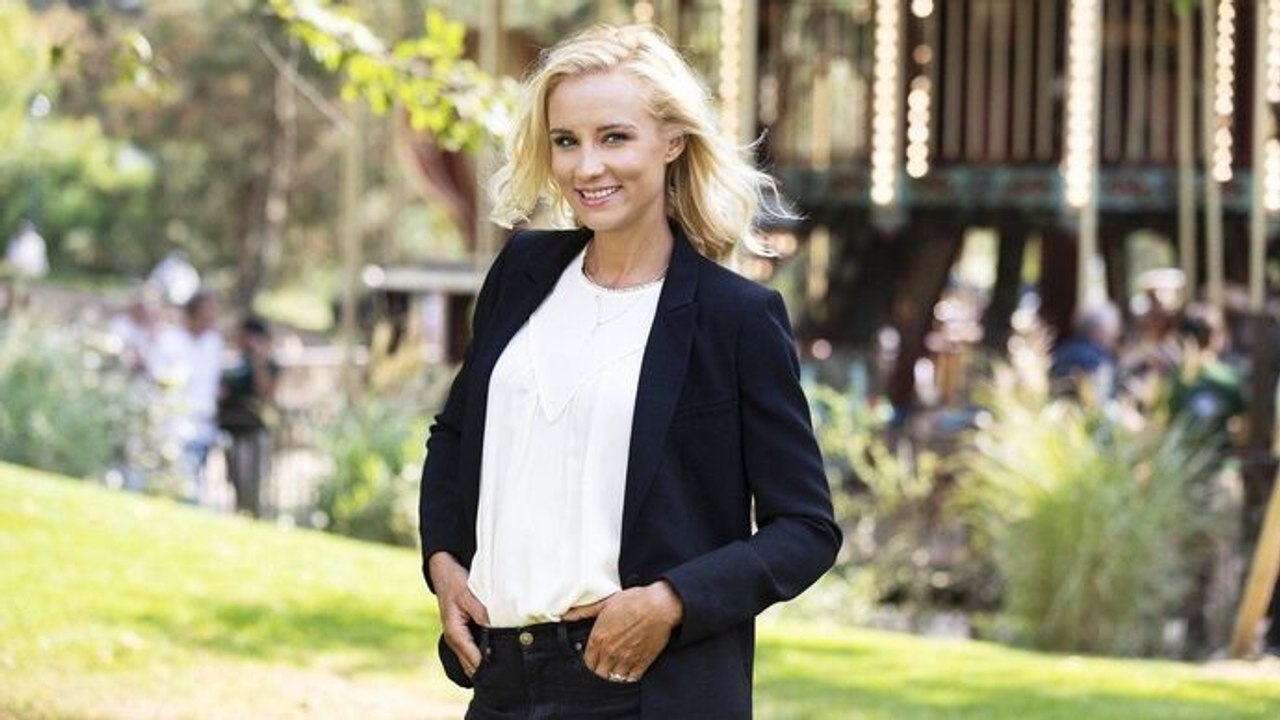 Familles extraordinaires - Tuning, tatouage ou musique métal : c'est leur passion !