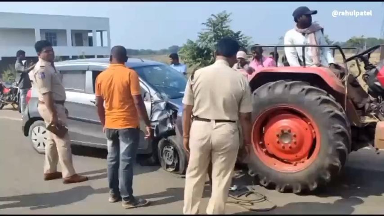 మహబూబాబాద్: కారు, ఆటో ఎదురెదురుగా ఢీ.. ఒకరి దుర్మరణం