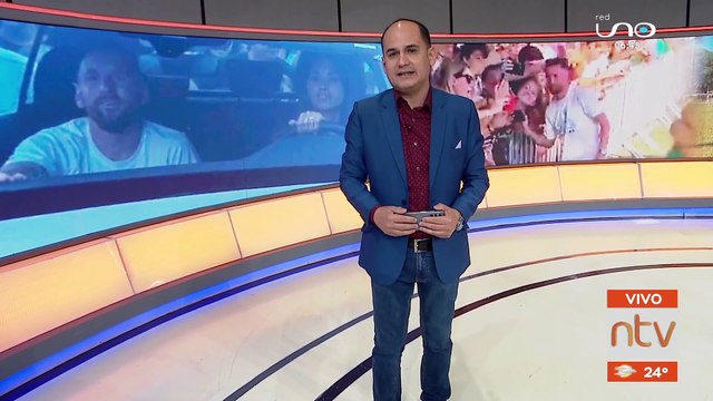 Locura por la llegada de Messi a su casa en helicóptero. El astro argentino saludo y se tomo fotos con sus seguidores, amigos y vecinos de barrio.