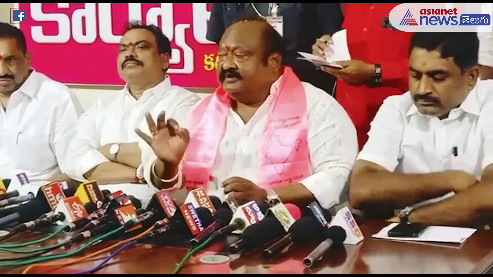 తెలంగాణను ఆంధ్రాలో కలిపే కుట్రలు.. అందుకే గుంటనక్కల ఎంట్రీ : మంత్రి గంగుల సంచలనం