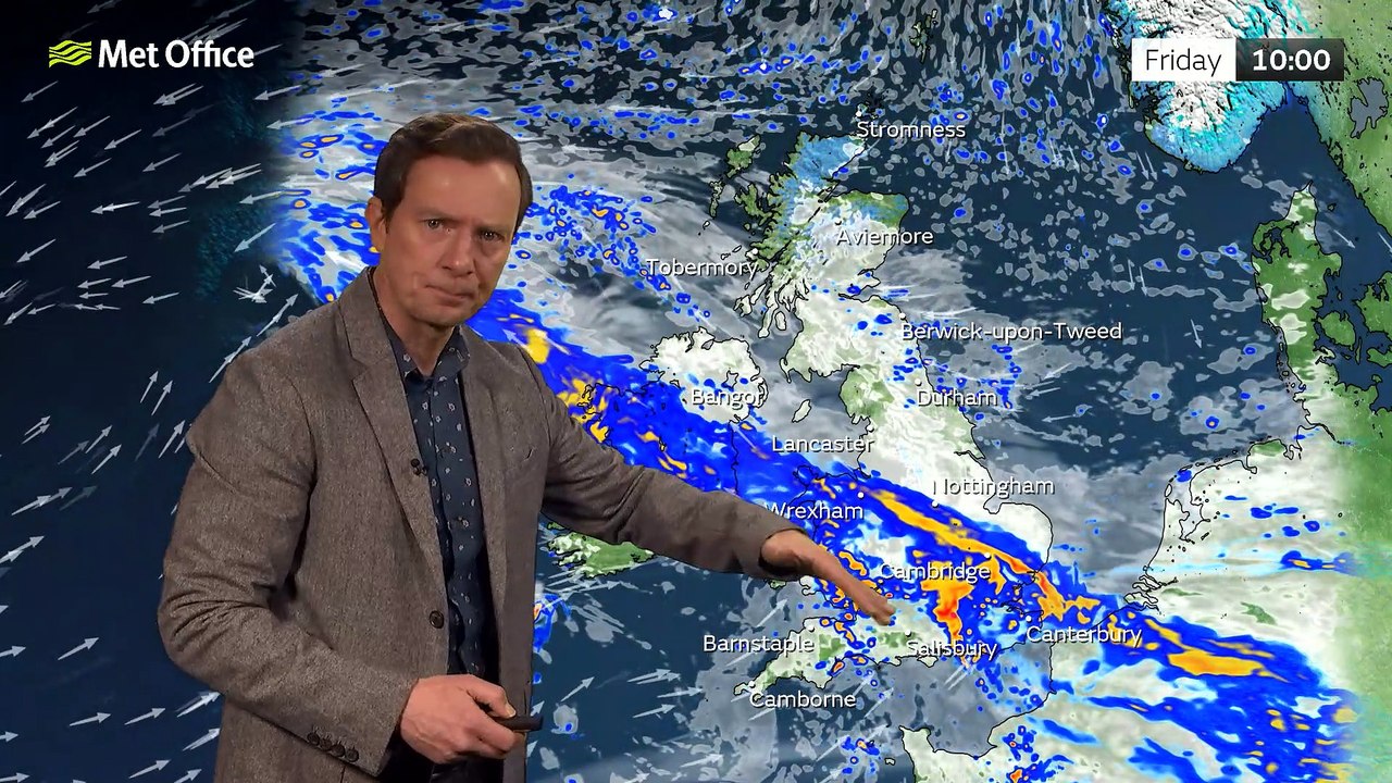 Met Office Afternoon Weather Forecast 22/12/22 - Murky drizzle over England and Wales