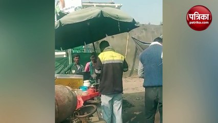 यूपी में जूसवाला बेच रहा अवैध शराब