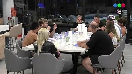 La tiene de hija: Thiago no le dejó pasar una a Coti y le recordó que es una traidora