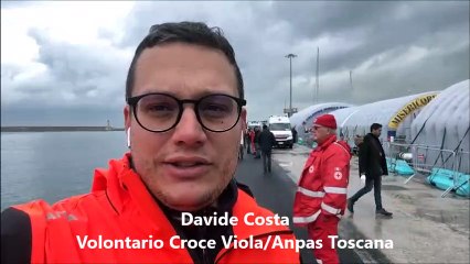 Migranti a Livorno, il volontario: "E' stato emozionante, la macchina della protezione civile ha funzionato"