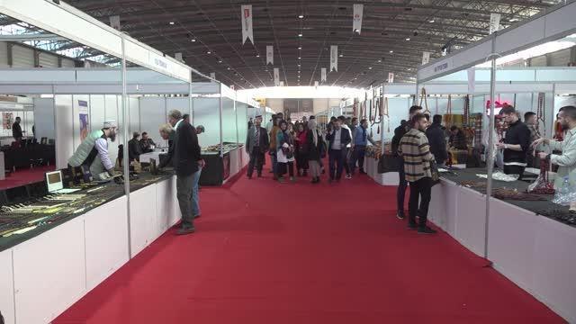 Adana'da Tesbih ve Doğal Taşlar Fuarı açıldı