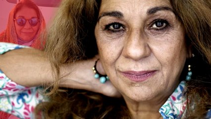 Lolita Flores se quita la ropa delante de todos y muestra su secreto